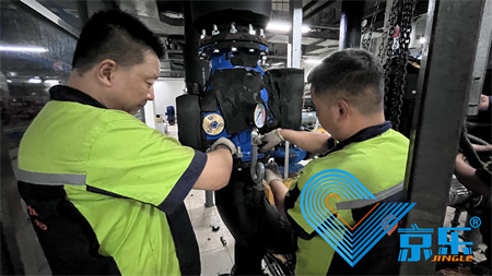 冷水機(jī)維修 冷水機(jī)維修