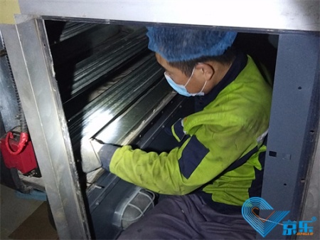 中央空調(diào)維護(hù)保養(yǎng) 中央空調(diào)維護(hù)保養(yǎng)