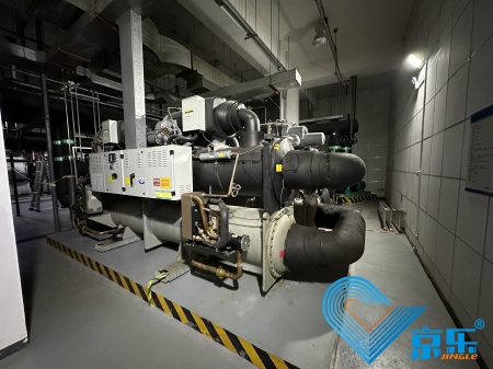 北京凈化空調(diào)過濾器更換哪家強(qiáng)?高效HEPA/ULPA濾材專業(yè)換裝