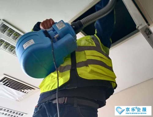 奧克斯中央空調(diào)維修常識:奧克斯中央空調(diào)遙控器打不開的因素分析