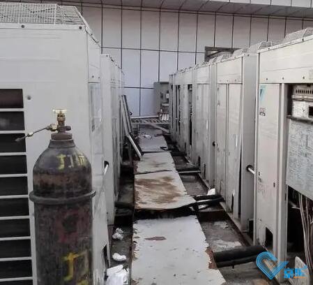 中央空調(diào)室內(nèi)外機(jī)組維護(hù)保養(yǎng)