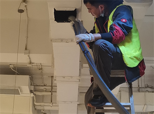 好清洗的中央空調